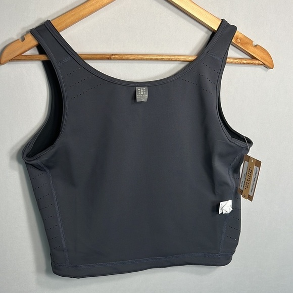 Title Nine Mad Dash Reversible Tank Top Black size S NWT - Picture 10 of 11